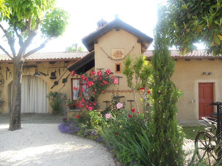 Cascina Corteprimavera, B&B Del Baliot Passirano Exterior foto